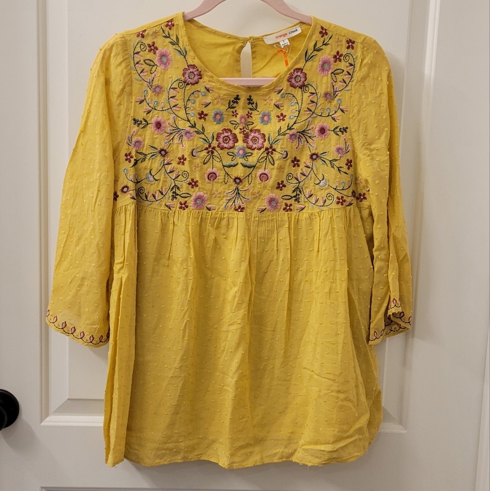 NWT embroidered blouse